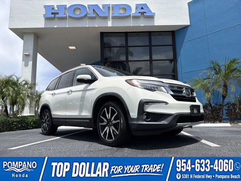 Used 2019 Honda Pilot Touring image 1
