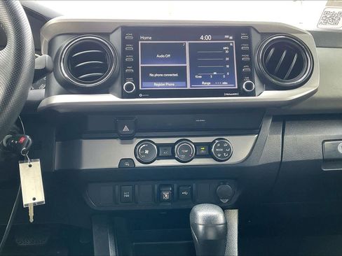 Certified 2020 Toyota Tacoma SR5 image 34