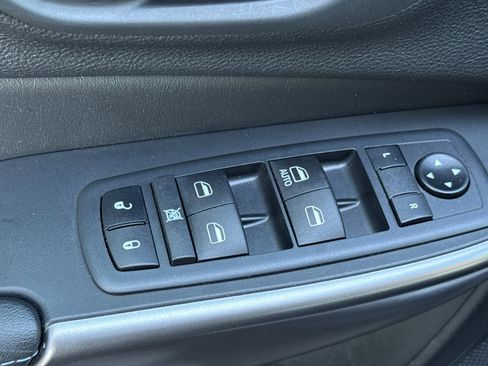 Used 2020 Jeep Cherokee Latitude image 13