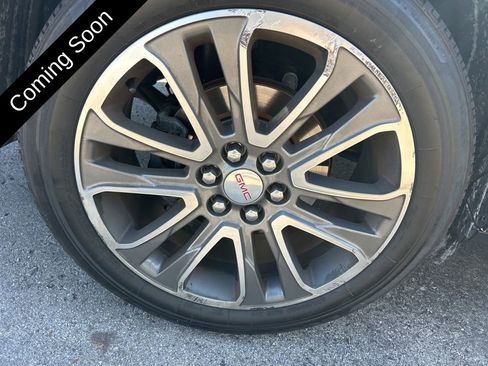 Used 2017 GMC Acadia SLT image 33