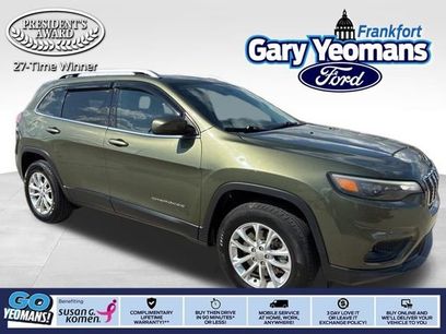 Used 2019 Jeep Cherokee Latitude w/ Popular Appearance Group