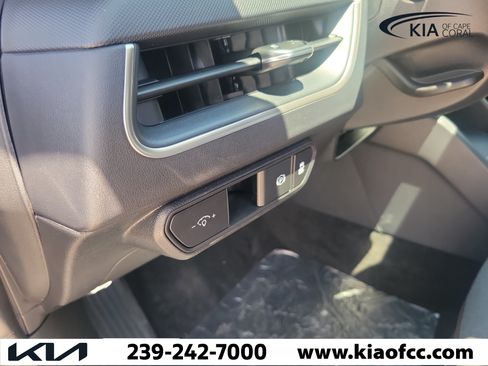 New 2026 Kia K4 FWD image 26
