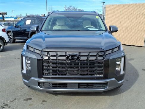 Used 2024 Hyundai Palisade Limited image 2