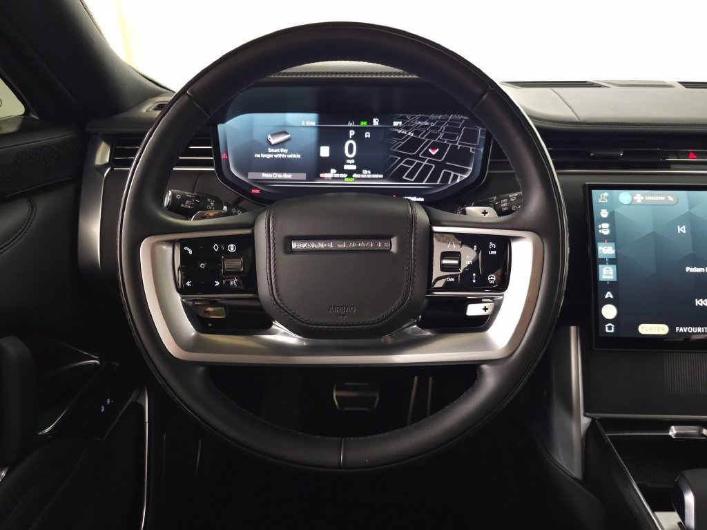 Certified 2025 Land Rover Range Rover Autobiography AWD/4WD image 21