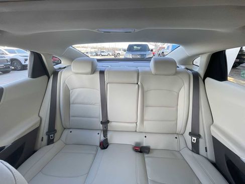 Used 2025 Chevrolet Malibu LT image 21