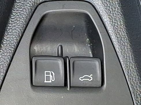 Certified 2021 Volkswagen Jetta S image 24