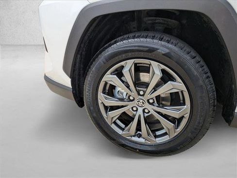 Used 2023 Toyota RAV4 XLE Premium image 24