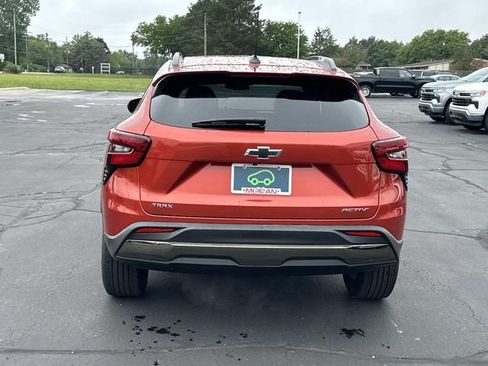 Certified 2024 Chevrolet Trax ACTIV w/ Driver Confidence Package FWD image 6