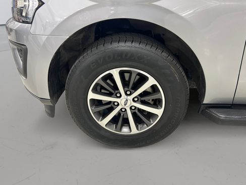 Used 2021 Ford Expedition XLT RWD image 6