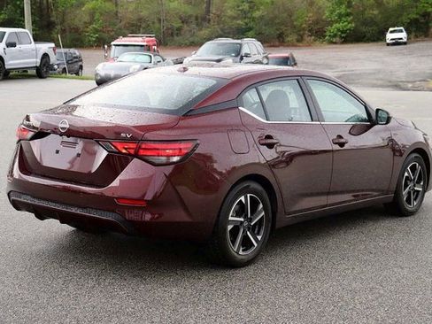 Used 2024 Nissan Sentra SV image 7