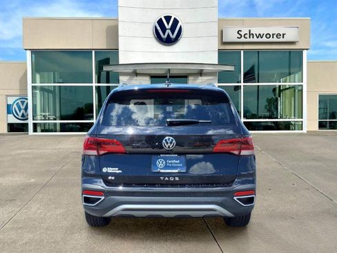 Certified 2023 Volkswagen Taos SE w/ Panoramic Sunroof Package FWD image 7