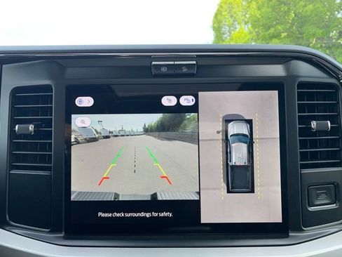 New 2025 Ford F350 XLT w/ Black Appearance Package image 18