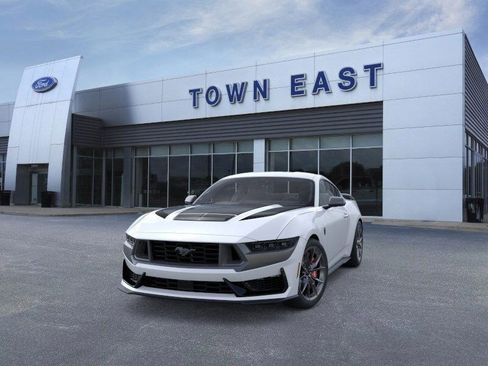 New 2026 Ford Mustang Dark Horse image 2