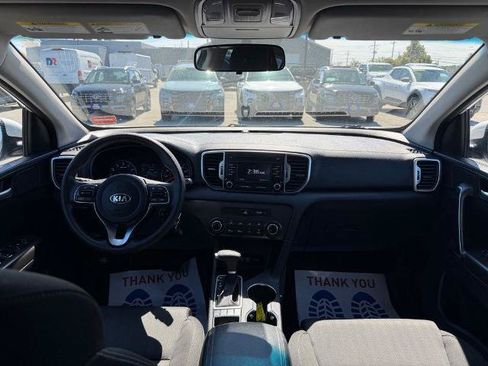 Used 2019 Kia Sportage LX AWD/4WD image 5