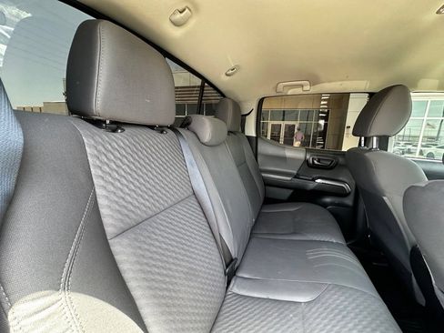 Used 2021 Toyota Tacoma SR5 RWD image 21