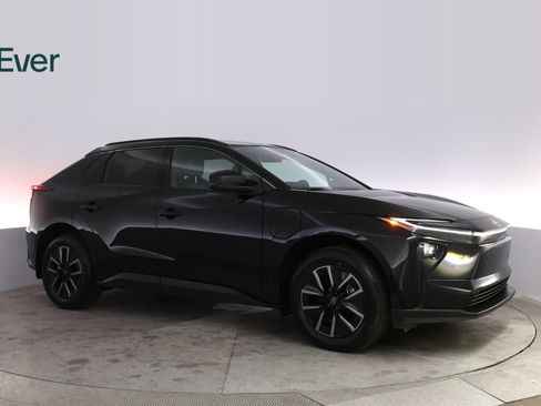 Used 2026 Toyota bZ FWD image 14