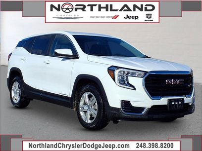 Used 2024 GMC Terrain SLE