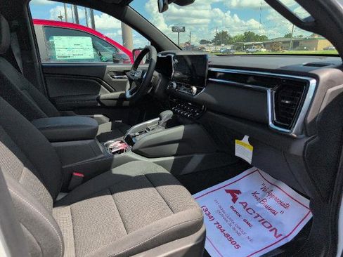 New 2024 GMC Canyon Elevation w/ Convenience Package image 12