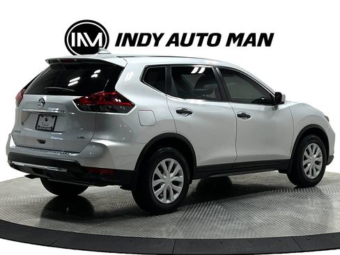 Used 2018 Nissan Rogue S AWD/4WD image 4