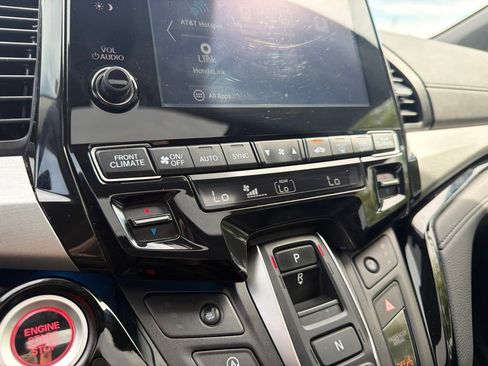 Certified 2024 Honda Odyssey Touring image 35
