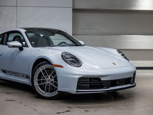 Used 2025 Porsche 911 Carrera image 16