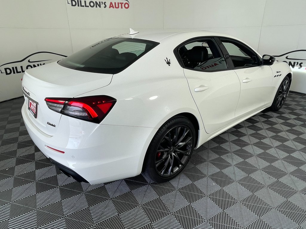 Used 2022 Maserati Ghibli Modena RWD image 8