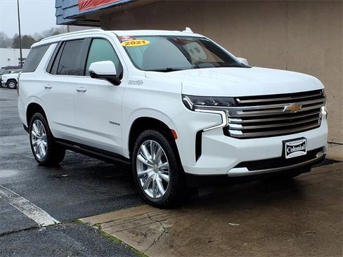 Used 2021 Chevrolet Tahoe High Country w/ Premium Package image 2