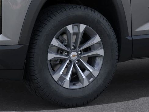 New 2026 Chevrolet Equinox LT w/ Safety and Technology Package FWD image 9