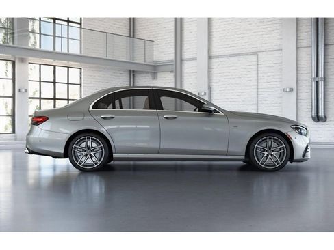 Used 2023 Mercedes-Benz E 53 AMG 4MATIC Sedan image 2