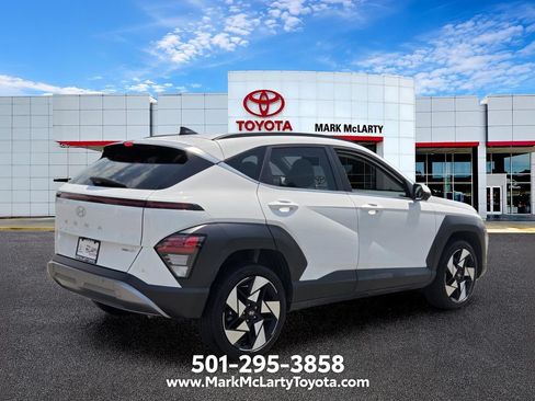 Used 2025 Hyundai Kona Limited AWD/4WD image 5