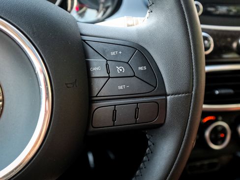 Used 2016 FIAT 500X Lounge image 20