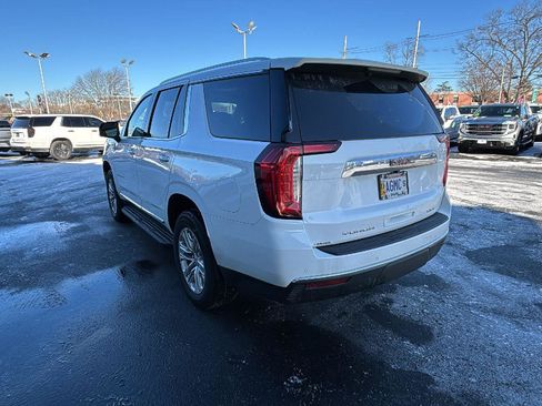 Certified 2023 GMC Yukon SLT w/ SLT Luxury Package image 5