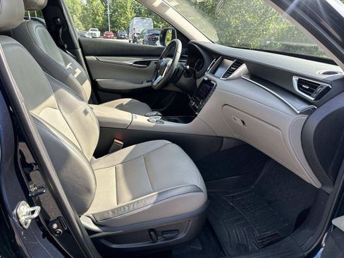 Used 2023 INFINITI QX50 Luxe AWD/4WD image 41