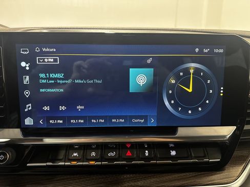 Used 2023 Chevrolet Silverado 1500 LT w/ Convenience Package II image 3