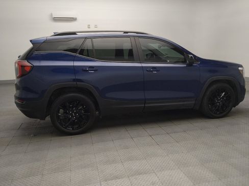 Used 2023 GMC Terrain SLE w/ Driver Convenience Package FWD image 10