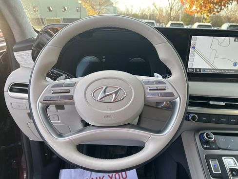 Used 2024 Hyundai Palisade Calligraphy image 14