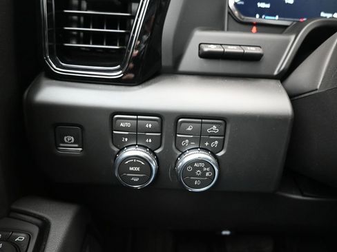 New 2026 GMC Sierra 1500 AT4 w/ Technology Package image 21