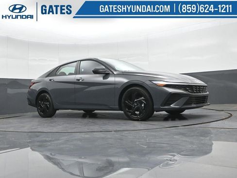 New 2026 Hyundai Elantra Sport FWD image 36