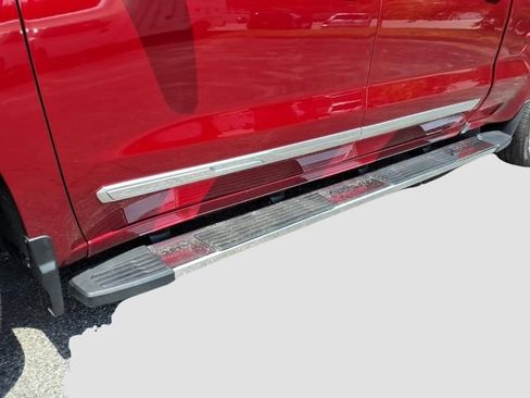 Used 2024 Chevrolet Silverado 1500 High Country w/ High Country Premium Package AWD/4WD image 13