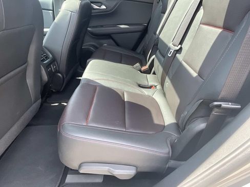 Used 2021 Chevrolet Blazer RS w/ Enhanced Convenience Package FWD image 13