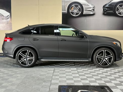 Used 2019 Mercedes-Benz GLE 43 AMG image 3