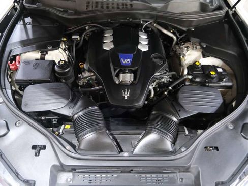Used 2017 Maserati Levante S image 36