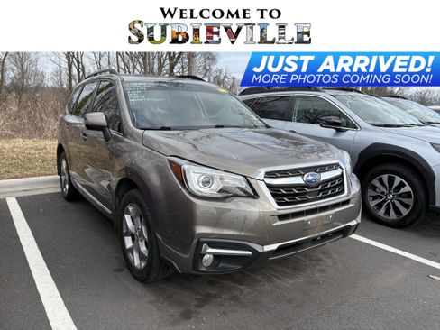 Used 2017 Subaru Forester 2.5i Touring image 1