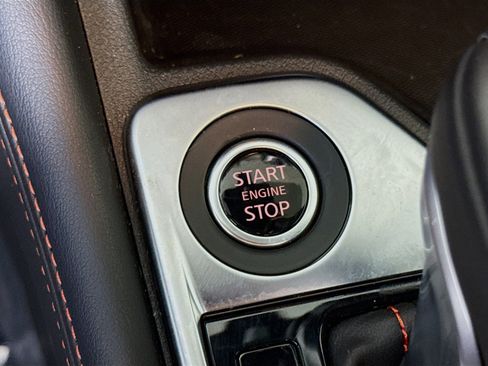 Used 2025 Nissan Sentra SR w/ SR Premium Package image 21