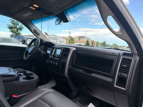 Used 2022 RAM 1500 Tradesman w/ Chrome Appearance Group AWD/4WD image 13