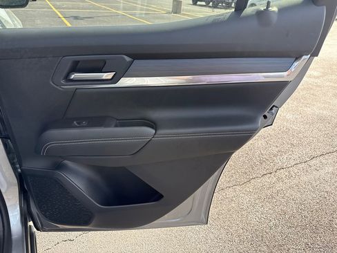 New 2026 GMC Terrain Elevation w/ Elevation Premium Package AWD/4WD image 36