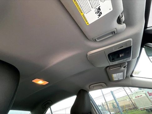 Used 2019 Toyota Camry LE image 15