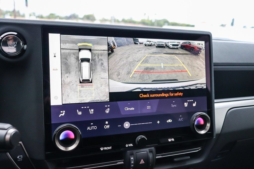 Used 2025 Lexus GX 550 AWD/4WD image 29