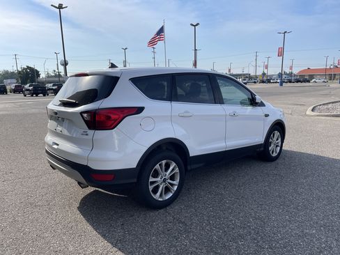 Used 2019 Ford Escape SE AWD/4WD image 4