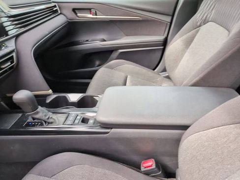 Certified 2025 Toyota Camry LE image 19